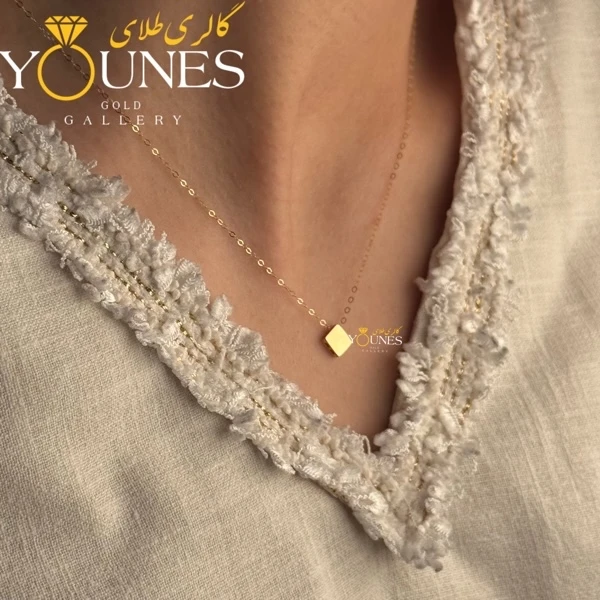 گردنبند لوزی مات مینیمال طلا